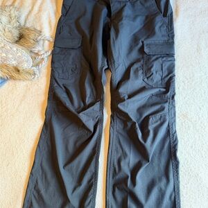 Under Armour Women's Black Cargo Pants